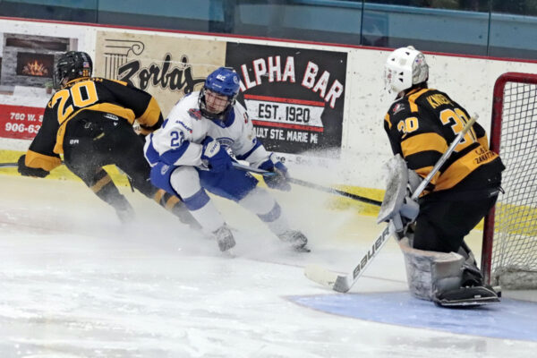 VIDEO/GALLERY: Cubs drop Eagles for 3-0 series lead